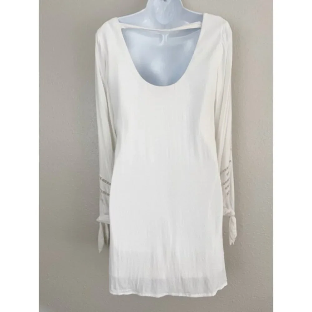 Lulus white Bloomfield open long‎ sleeve shift dress M
